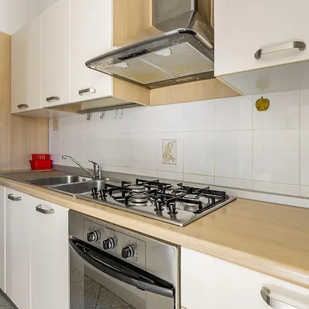 Da Bianca & Functional Flat