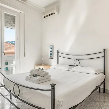 Da Bianca & Functional Flat Apartment