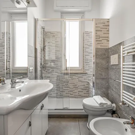 Apartment Da Bianca & Functional Flat La Spezia